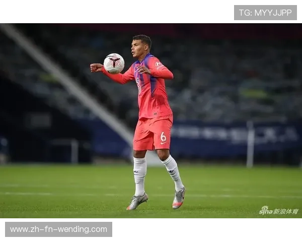 英超西布朗球队球衣款式及特色介绍